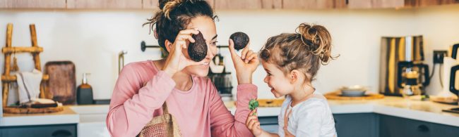 Bespaartips boodschappen – boodschappenlijst, kiloprijs vergelijken, seizoensgroente en diepvries voor slim en goedkoop eten.