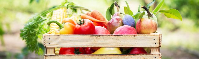 Biologisch kopen – prioriteitenlijst met bladgroenten, zacht fruit, appels/peertjes en paprika/tomaat + budgettips voor slim boodschappen doen.