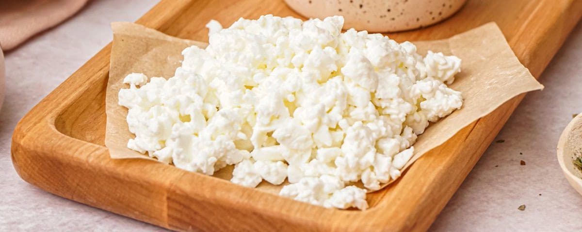 Eiwitrijke cottage cheese wrap van havermoutmeel en eieren – snelle, gezonde snack of lichte maaltijd